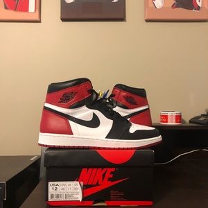 Nike Air Jordan 1 “Black Toe” 2016